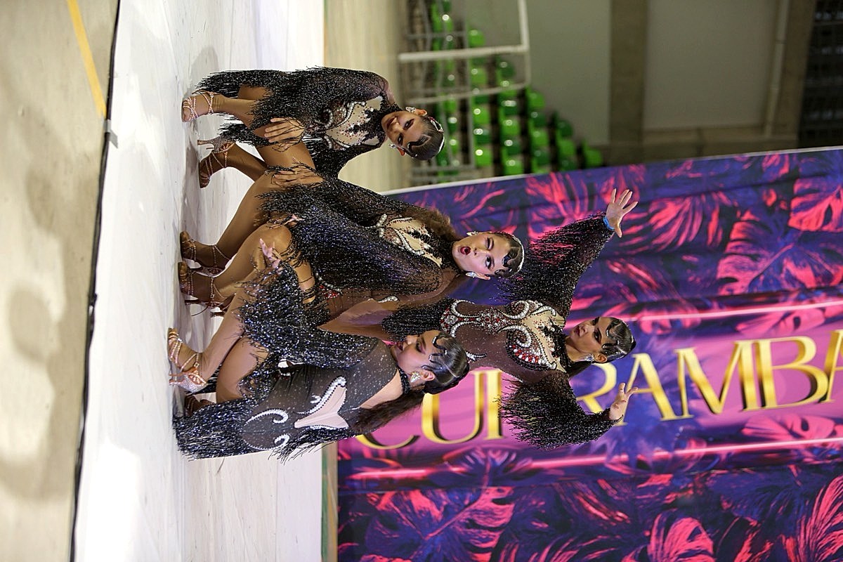 Teens en Curramba Dance Congress